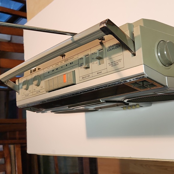 Vintage early '80's Panasonic Model RX-4975 Boombox w/ orig instructions - Picture 6 of 16